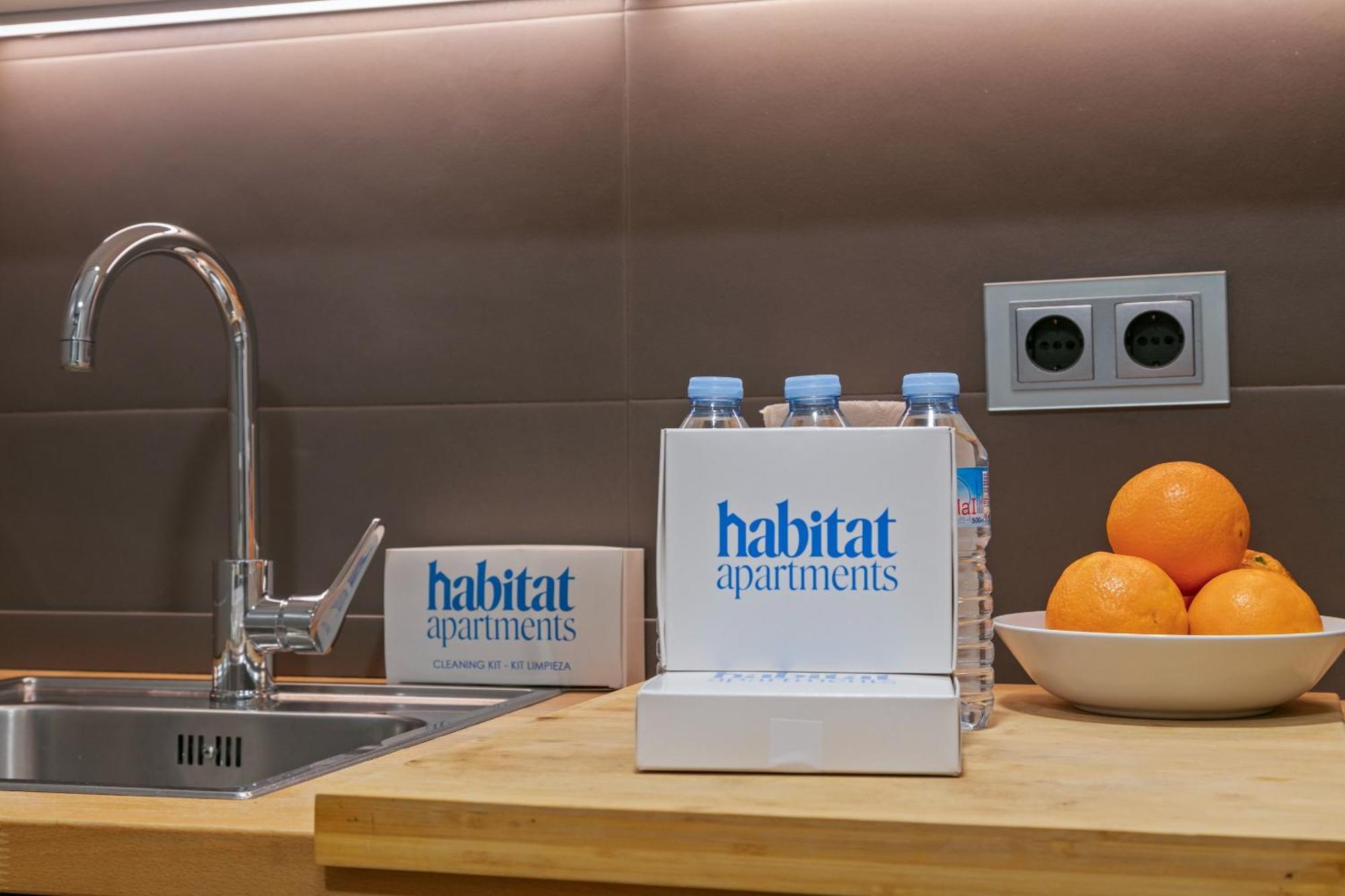 Habitat Apartments Rambla Deluxe 바르셀로나 외부 사진